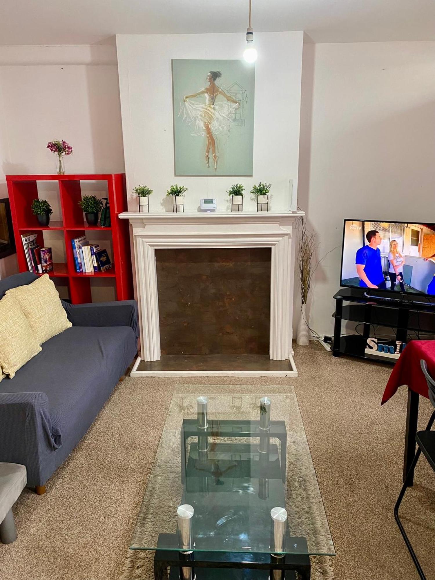 Cosy 3 Bed Apt, Old Truman Brewery! Brick Lane, London, E1 Bagian luar foto
